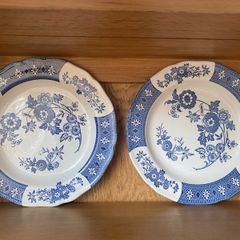 J and G Meakin plates