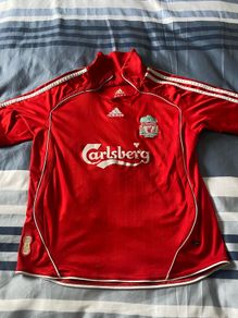 Size 7-8yrs Liverpool jersey