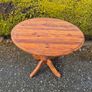 kitchen table, round, extendable foldable sides Image 5