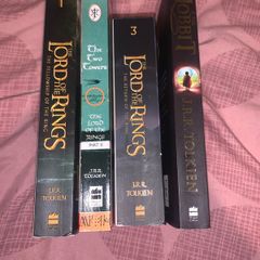 (4 Set) Lord of the rings trilogy & hobbit books