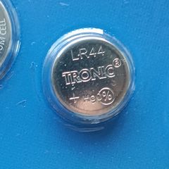 LR44 button cell battery - Free shipment