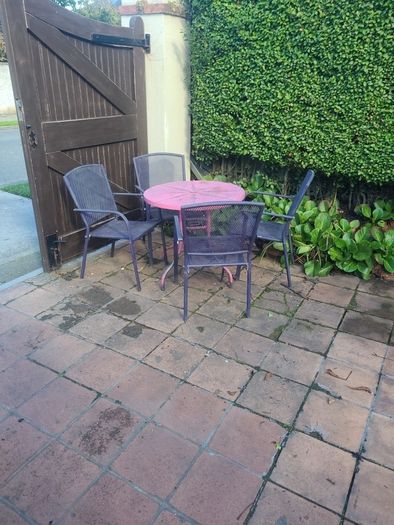 patio set