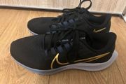 Nike women trainers size UK6.5 EU40.5