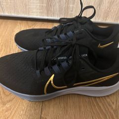 Nike women trainers size UK6.5 EU40.5