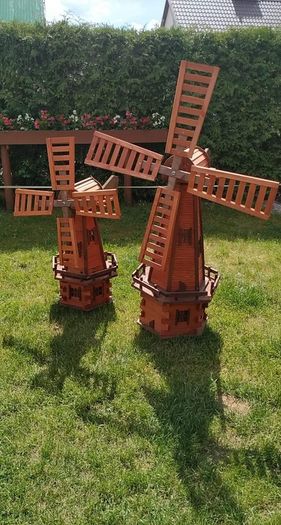 Charming Garden Windmills Perfect for Your Outdoor Space