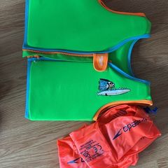 Pool vest & floaties/arm bands