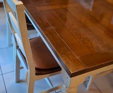 Solid Farm house style Kitchen Table & chairs | Extendable