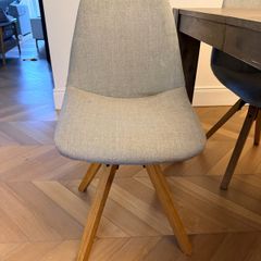 dining chairs x2