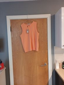 Dunnes Stores Gallery  Sleevless Zip Top.  S.14 -16.    B.N.W.T.