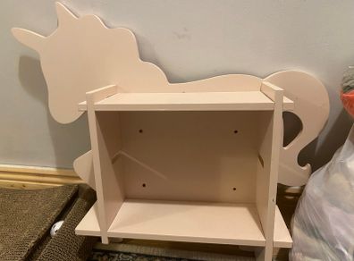 Unicorn shelf