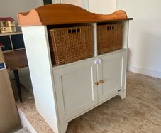Baby changing table