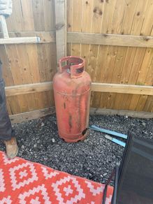 Large gas canister