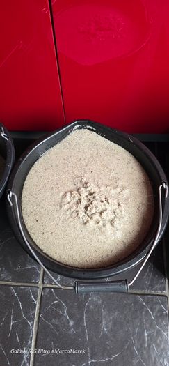 White sand for aquarium