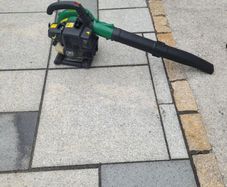 leaf blower