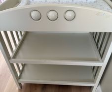 Baby changing table