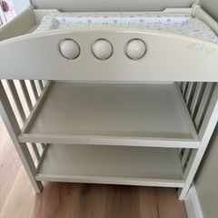 Baby changing table