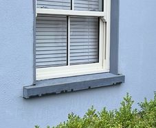 5 x Venetian Blinds