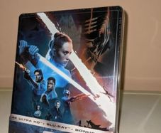 Star Wars Episode IX: The Rise of Skywalker - Zavvi Exclusive 4K Ultra HD Steelbook (3 Disc Edition includes Blu-ray)