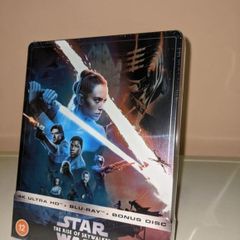 Star Wars Episode IX: The Rise of Skywalker - Zavvi Exclusive 4K Ultra HD Steelbook (3 Disc Edition includes Blu-ray)