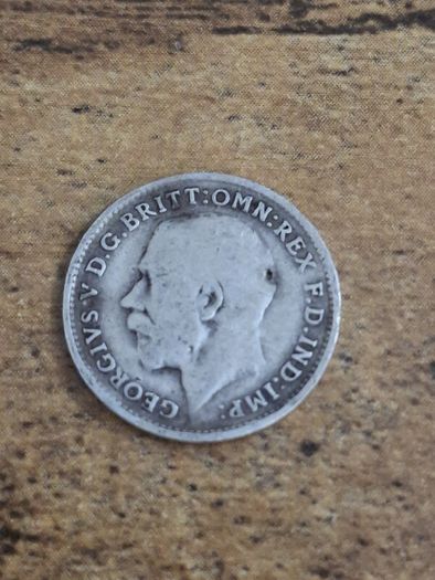 Great Britain UK 1918, 3 Pence / Threepence, George V, Silver Coin - free standard postage