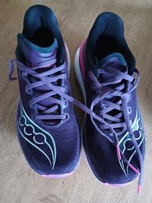 Ladies Saucony trainers