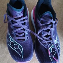 Ladies Saucony trainers