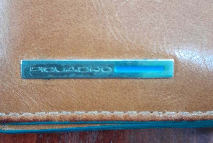 Piquadro Leather Wallet/Purse - Boxed