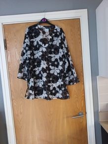 Primark Beechwear Long Top/Blouse.  S. 14.  New.