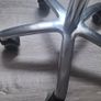 Salon chair saddle stool white Image 5