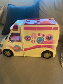 Barbie Ambulance