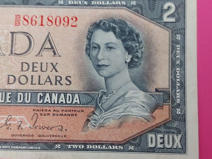 CANADA 1954 Two Dollar banknote in uncirculated condition