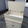 chest of drawers Image 2