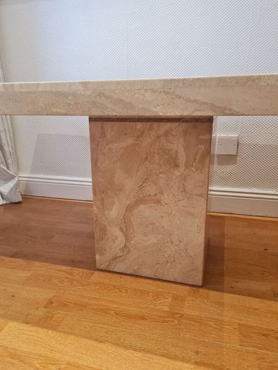 marble  table