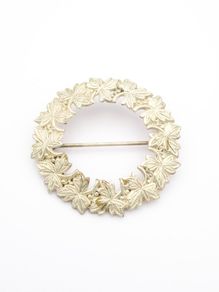 Vintage Silver Leaf Wreath Brooch