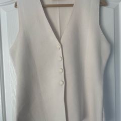 Like New: Zara Knit Waistcoat (Size XL)