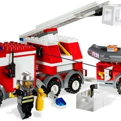 Lego City 7239: Fire Truck (2005) 100% Complete (NO BOX)