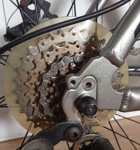TREK 3500 ((26"))-((21 SPEED))-((Lightweight))
