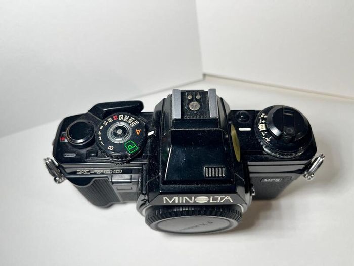 Minolta X-700 35mm film camera