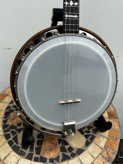 Paramount Leader banjo
