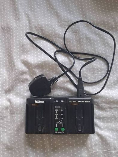 Nikon charger MH 26