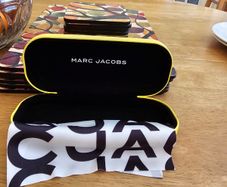 Marc Jacobs Glasses Case / With Lens Cloth / Brand New.