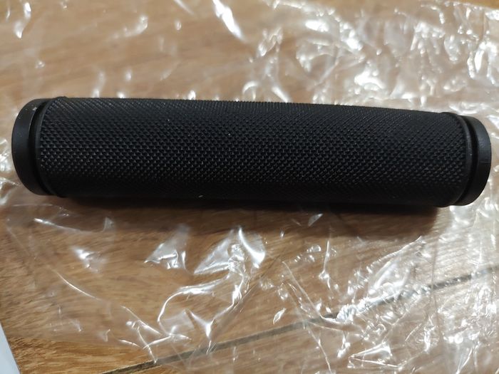 Bicycle parts / grips