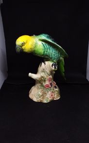 Vintage Beswick Parakeet - 930