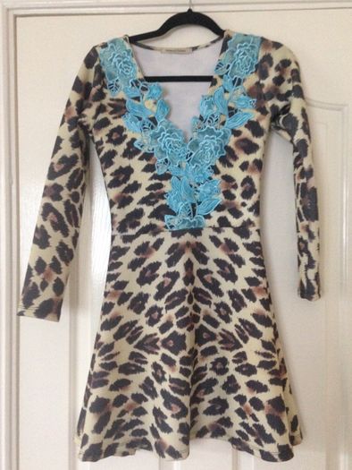 Rebecca Furtado dress