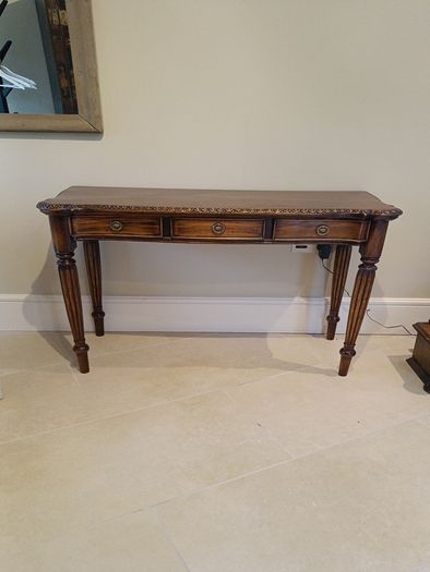 Four poster carved Indonesian bed super king incl bedside tables and dresser