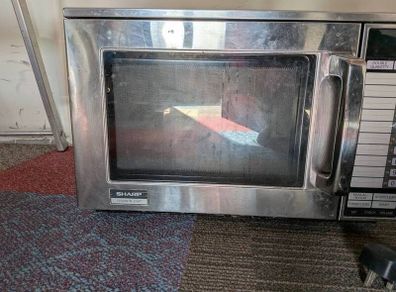 SHARP 24-AT 1900w Microwave Oven