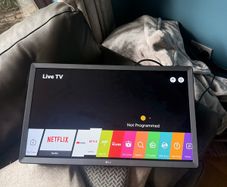 LG 28inch TV