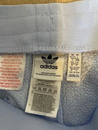 Boys Adidas Trefoil Light Blue/Lilac Shorts - Age 13- 14 Years