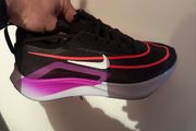 nike zoom fly 4