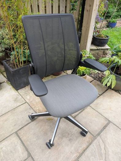 ergonomic office chair